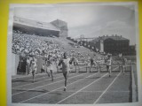 HOPCT 544 C- FOTOGRAFIE VECHE-D= 21 / 15 CM - ATLETISM CURSA 200 METRI SUA -SPORT-1947-FOTO AGENTIA ACME NEWSPICTURES PHOTOS 1947