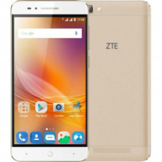 ZTE Blade A610 Plus foto