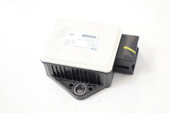Senzor de accelerație LAND ROVER DISCOVERY IV L319 2012 OEM: AH42-14B296-AC,0265005730 10702537