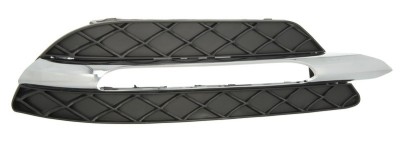 Grila bara fata Mercedes Clasa C (W204), 03.2011-2014, Dreapta, 2048803324, 50D127-4 cu gaura pentru model cu daytime foto