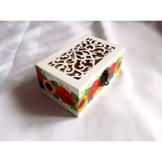 Cutie lemn cu capac ornamental si model floral, cutie model 31904