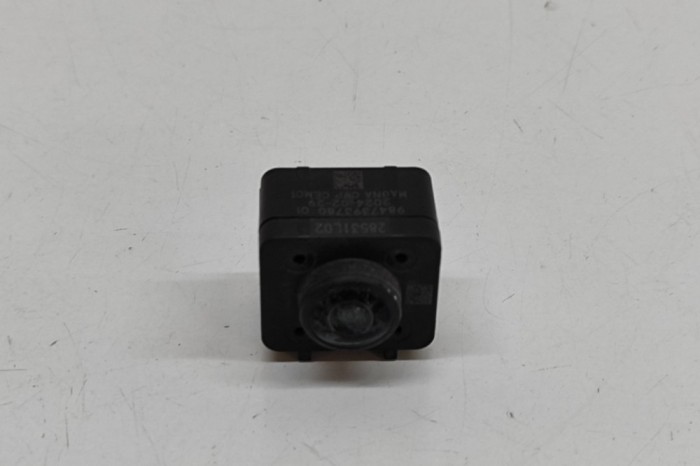 Camera de marșarier PEUGEOT 208 II UB_, UP_, UW_, UJ_ 2024 OEM: 9847393780 | 31799366