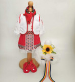 Cumpara ieftin Set Botez Traditional , Costum Traditional Muna 15 - 2 piese costumas si lumanare