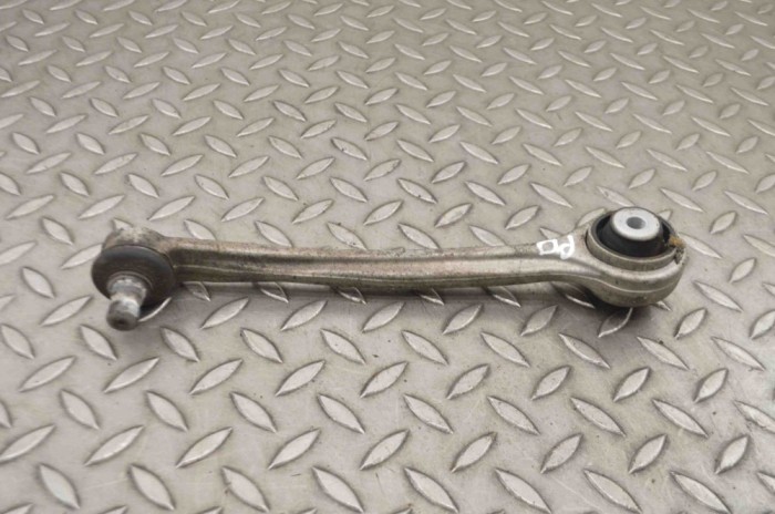 Braț superior dreapta față AUDI A4 8W2, B9 2018