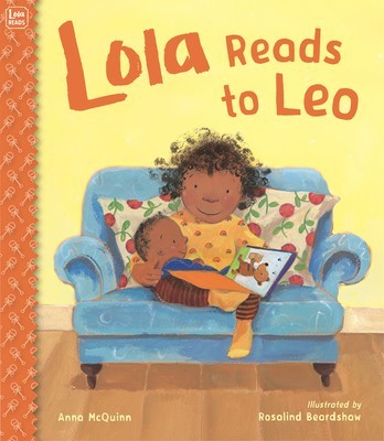 Lola Reads to Leo foto