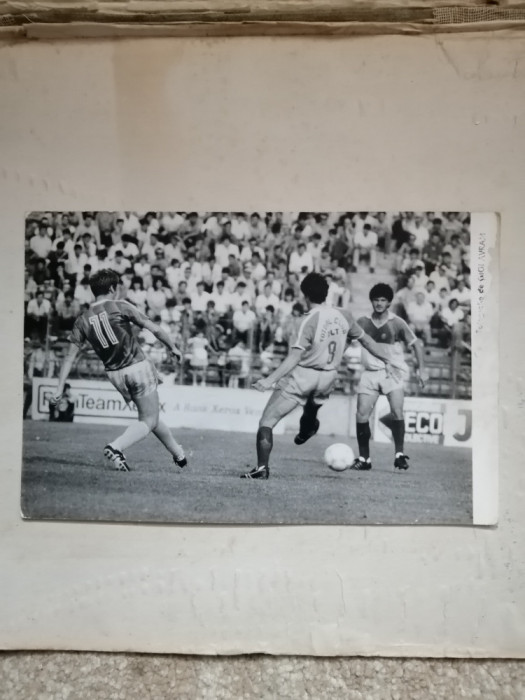 Fotbal: Steaua - F. C. Olt 5-0 - fotografie de presa 06.09.1987 - Boloni