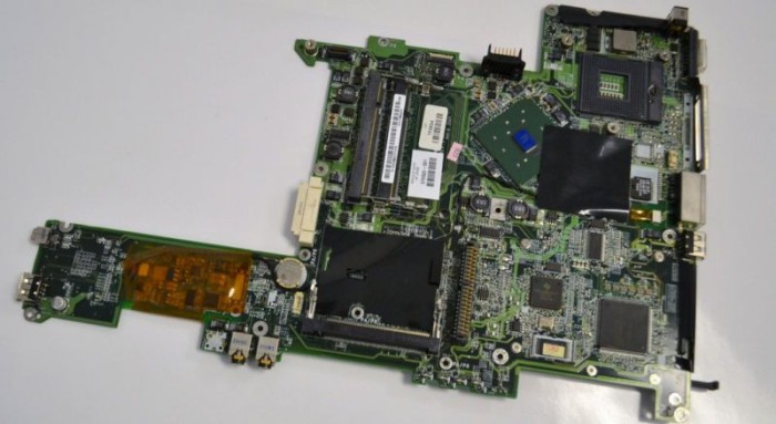 Placa de baza laptop HP Compaq Presario V2000 M2000 373523-001