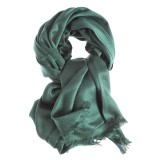 Esarfa verde din vascoza cu franjuri