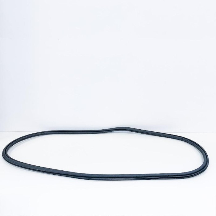 Garnitura ușă dreapta spate VOLVO V90 II 2019 OEM: 31371773 | 10586052