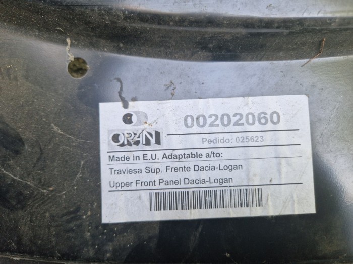 Mască față superioară radiatoare Dacia Logan 1