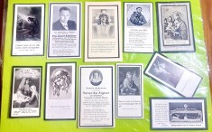E542-Lot 11 SANTINI DECES CATOLICE PREOTI CALUGARI ETC. Marimi: cca 11/ 5 cm, unele mai mari, altele mai mici, stare buna. foto