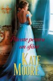 Pacate pentru un sfant | Kate Moore, Litera
