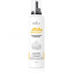 Brelil Professional Milky Sensation Hair BB Mousse spumă hidratantă pentru par indisciplinat 250 ml