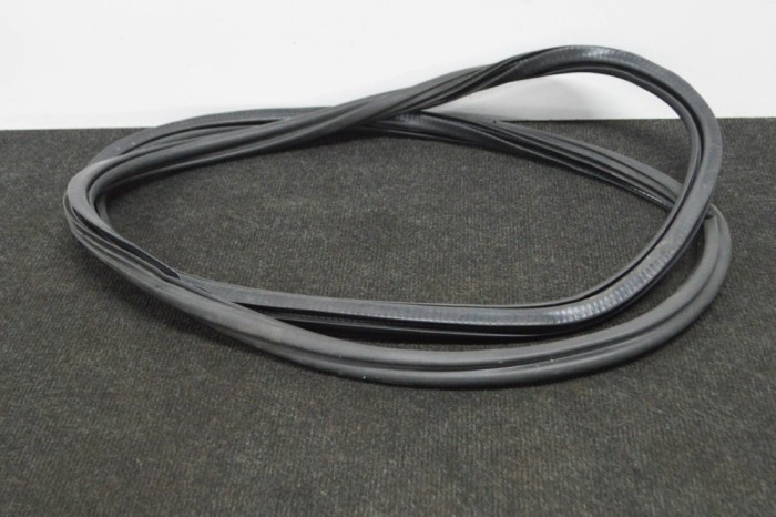 Garnitura ușă st&acirc;nga spate AUDI A6 4G2, C7, 4GC 2017 OEM: 4G5833721A | 11242854
