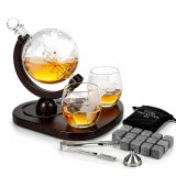 Set cadou decantor Glob Pamantesc cu doua pahare Deluxe