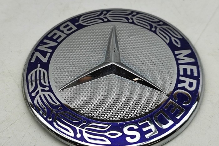 Emblema producător auto MERCEDES-BENZ X - Class 2018 OEM: A9068170416 | 31646182