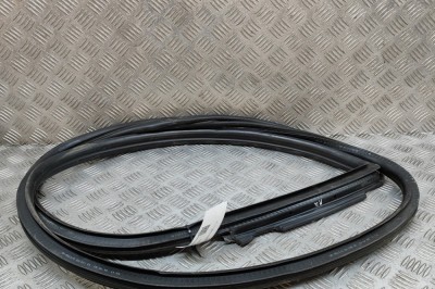 Garnitura ușă dreapta față PORSCHE 911 996 1999 OEM: 99653707601,996.537.076.01 | 28885817 foto