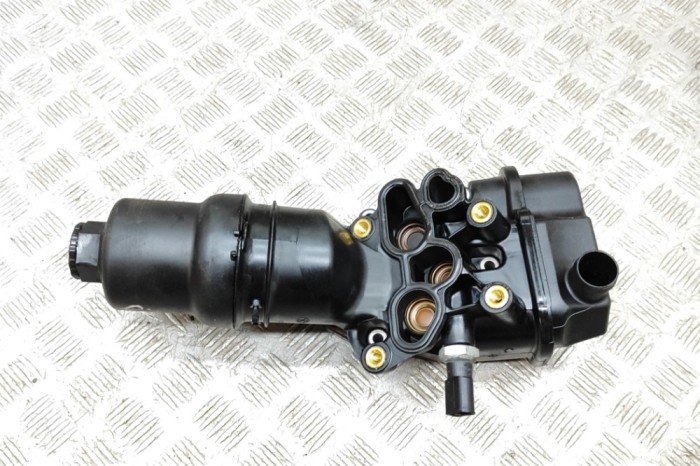 Carcasa filtru de ulei VW GOLF V 1K1 2008 OEM: 06F115397H,6740273316 | 24305746
