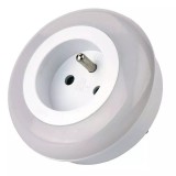 Lumina Veghe LED cu Senzor, Soclu EMOS P3307, 3 LED-uri, 230V, Diametru 81mm, Montare Priza