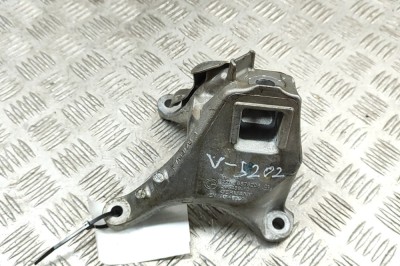 Suport motor dreapta BMW 3 G20, G28 2024 OEM: 6876206 | 31219926 foto