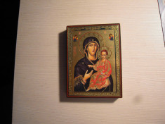 Reproducere icoana 2 infatisandu-o pe Maica Domnului cu Pruncul cu dm. 11.5x15cm foto