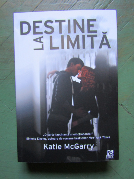 KATIE McGARRY - DESTINE LA LIMITA