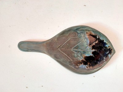 Frunza ceramica - tavita pentru plicul de cei, lucru manual / Hand made APZ14 foto