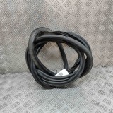 Garnitura de cauciuc haion SKODA SUPERB III 3V3 2018 OEM: 3V5827705B 27877428