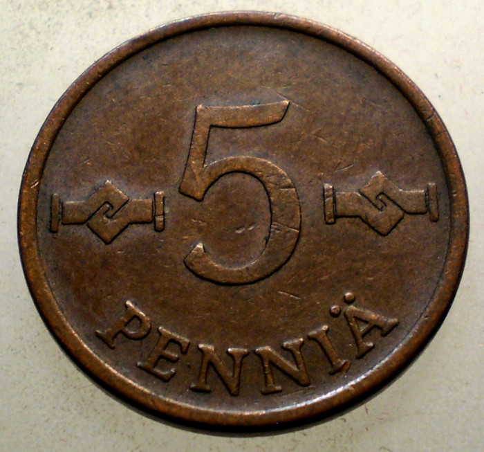 7.930 FINLANDA 5 PENNIA 1963