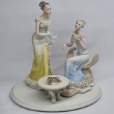 Bibelou mare portelan mat romanesc (RAR), vechi, vintage - Doamne elegante - 24 cm h