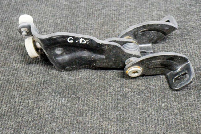 Balama ușă dreapta spate VW SHARAN 7N1, 7N2 2013 OEM: 7N0843336G 11280762