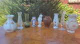 Colectie minivaze din portelan, ceramica si sticla, 8 buc.+ cadou bibelou nud baietel