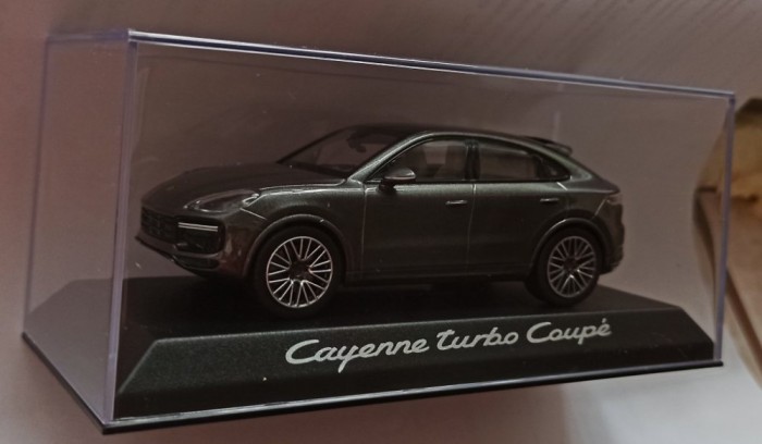 Macheta Porsche Cayenne MK3 Turbo Coupe 2020 - Norev 1/43