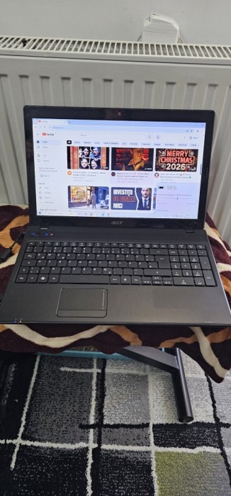 LEPTOP ACER 5742 PROCESOR i3 -2,40 GHz /RAM 4GB /HARD 500 GB . WINDOWS 10 INSTALAT RECENT , BATERIA TINE 1h SI 20 MIN .