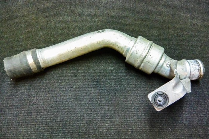 Furtun intercooler st&acirc;nga VW TOUAREG 7P5 2013 OEM: 7P61458377P6145941 1854422