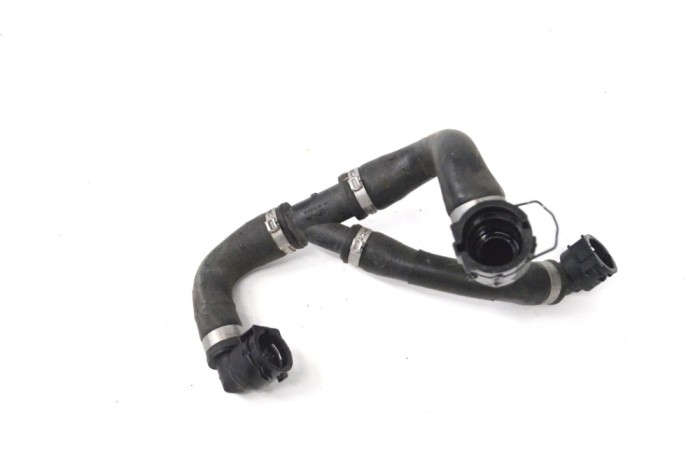 Furtun de lichid de răcire BMW 3 F30, F80 2018 OEM: 8616148 17167542