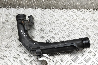 Furtun intercooler dreapta VW PASSAT Variant B7 365 2010 OEM: 1K0145770AE,03G906051E,0281002977 29083324 foto