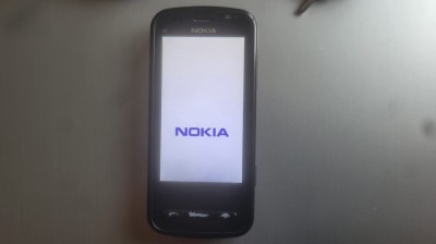 Telefon mobil Nokia C6-00 + alimentator, functionabil foto