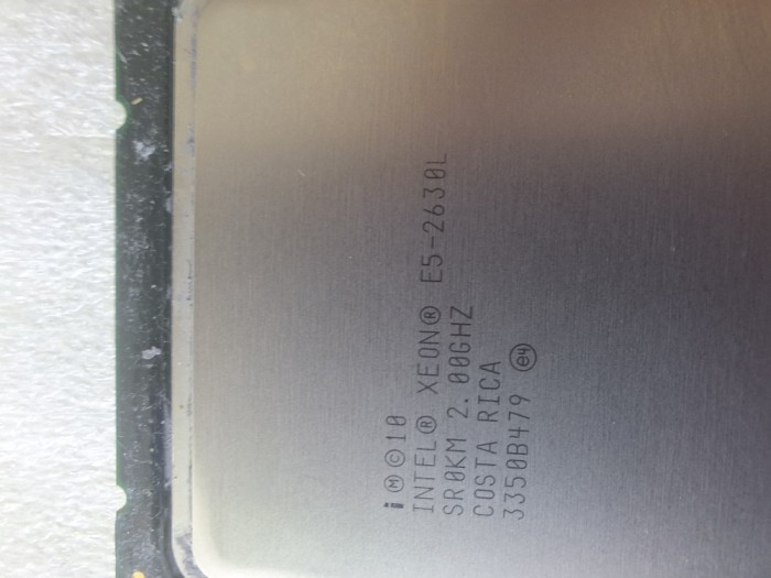 Procesor server Intel Xeon E5-2630L SR0KM Six Core 2Ghz Socket 2011