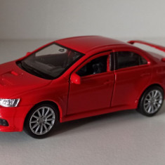 Macheta Mitsubishi Lancer Evo 8 2003 rosu - Welly 1/36