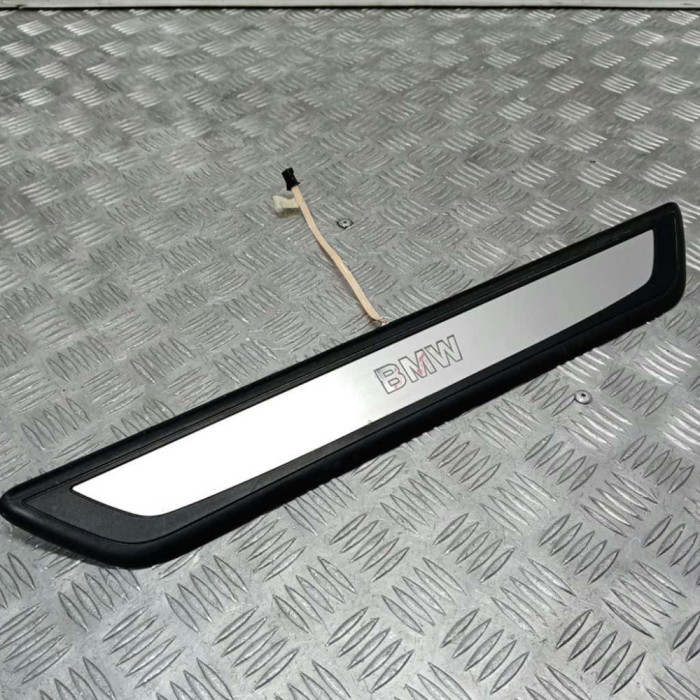 Prag Plastic Dreapta Fata Bmw Seria 7 F01-F04 2008-2014