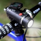 Lanterna LED bicicleta CMCLASS, 5 LED-uri, detasabila, neagra, prindere cu clips, alimentare baterii AAA