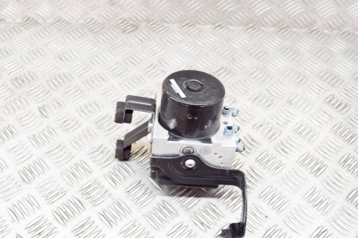 Pompa ABS BMW 3 F30, F80 2013 OEM: 10.0622-3291.1,6791749,6862247,6862246 14539435