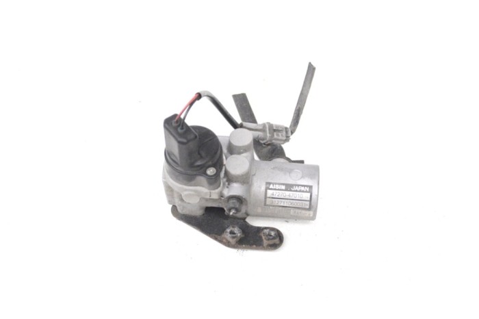 Cilindru de fr&acirc;nă TOYOTA PRIUS Hatchback _W2_ 2007 OEM: 47270-47010 15493885