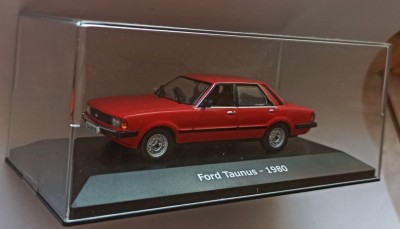Macheta Ford Taunus TC3 1980 rosu - IXO/Hachette 1/43 foto