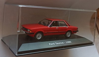 Macheta Ford Taunus TC3 1980 rosu - IXO/Hachette 1/43 foto