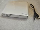 DVD Writer extern BUFFALO Slim, 8x, USB 2.0, Alb, Retail - poze reale