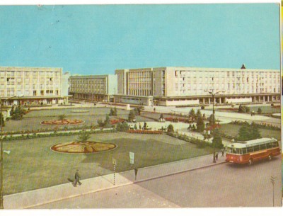 CPIB 16038 CARTE POSTALA - VEDERE DIN PLOIESTI, RPR, AUTOBUZ foto