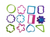 Cumpara ieftin Set 13 Decupatoare Plastic Cofetarie Patiserie Biscuiti, Diverse Forme Multicolor, Sabloane cu Ejector