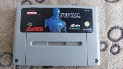 RISE OF THE ROBOTS - SUPER NINTENDO , SNES . foto